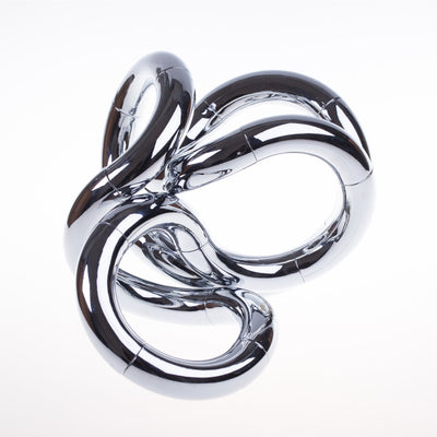 Tangle Original Chrome – rörlig skrivbordsskulptur i krom